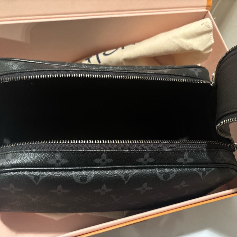 NWT Louis Vuitton Dopp Kit - Picture 4 of 7
